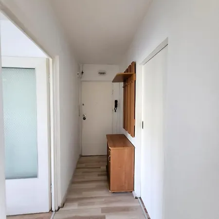 Apartament 2pokojowe Mieszkanie - Jastrzębia 13 *